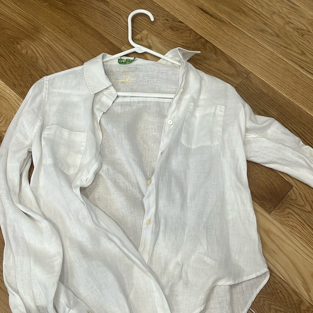 Linen button down perfect for summer!